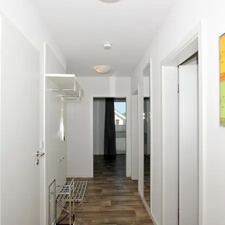 Mit Meerblick Und Balkon, Gratis Nutzung Vom Ahoi Erlebnisbad Und Sauna In Sellin - Meeresblick 64 דירה *